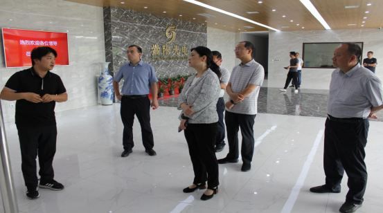 河南省科技廳黨組成員、副廳長(zhǎng)陶曼晞一行蒞臨公司調(diào)研